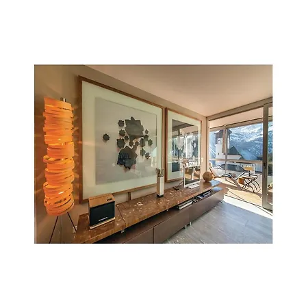 Golden Hill Apartment